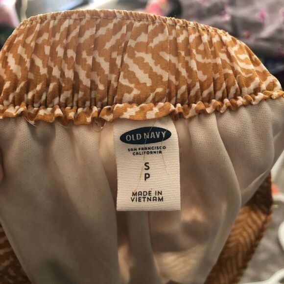 OLD Navy Size Small Orange/Cream Lightweight, Lined Skirt - Picture 5 of 5